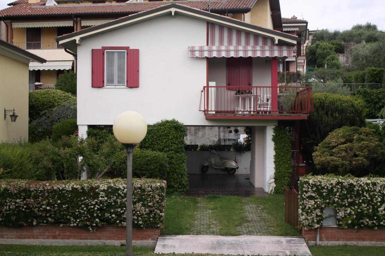 Residenza Palmira Bardolino Apartment Calmasino Екстериор снимка